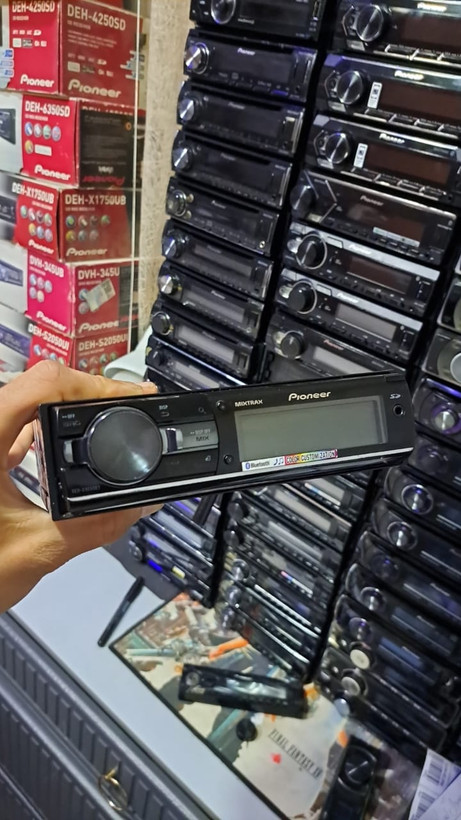 پخش خودرو پایونیر DEH-X9650BT با بلوتوث و USB